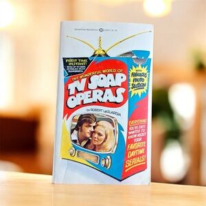 Vintage The Wonderful World of TV Soap Operas Paperback Book Young Restless